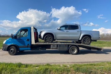 Ha autómentésről vagy furgonmentésről van szó, ne hagyd, hogy az úton rekedés bosszúságot okozzon. Az "Mészáros Autómentő Kft." segít, ha bármilyen autószállítási problémád merülne fel az Dömös, Pilismarót, Pilisszentlászló térségben. Non-stop, az év minden napján elérhető vagyunk, hogy segítsünk elszállítani autódat vagy furgonodat a baleseti helyszínről vagy a meghibásodás helyszínéről.

Szakértő csapatunk és modern eszközeink garantálják, hogy autód vagy furgonod biztonságban érkezzen a kijelölt helyre. Az "Mészáros Autómentő Kft." minden esetben azonnal reagál, hogy minél hamarabb eljuthassunk hozzád és megoldhassuk a problémát.

Az "Mészáros Autómentő Kft." magas szintű szolgáltatást nyújt, versenyképes árakon és rugalmas ügyfélszolgálattal. Bármilyen speciális igényed van, mi minden esetben alkalmazkodunk az ügyfelek egyedi kéréseihez.

Ne várj tovább! Ha autómentésre vagy furgonmentésre van szükséged, hívj minket bizalommal az "Mészáros Autómentő Kft."-t. Bízd ránk autószállítási feladataidat és nyugodtan indulj el utadra az Dömös, Pilismarót, Pilisszentlászló térségben!

https://024automentes.hu/domos-pilismarot-pilisszentlaszlo/

Mészáros Autómentő Kft.
Tel: 06 209188 649. 