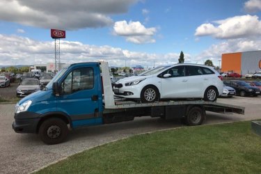 Mészáros Autómentő Kft." készen áll arra, hogy segítsen bármilyen autómentési vagy furgonmentési probléma esetén az Agárd, Seregélyes, Baracska térségben. Non-stop, az év minden napján elérhető vagyunk, hogy segítsünk elszállítani autódat vagy furgonodat a baleseti helyszínről vagy a meghibásodás helyszínéről.

Szakértő csapatunk és modern eszközeink garantálják, hogy autód vagy furgonod biztonságban érkezzen a kijelölt helyre. Az "Mészáros Autómentő Kft." minden esetben azonnal reagál, hogy minél hamarabb eljuthassunk hozzád és megoldhassuk a problémát.

Az "Mészáros Autómentő Kft." magas szintű szolgáltatást nyújt, versenyképes árakon és rugalmas ügyfélszolgálattal. Bármilyen speciális igényed van, mi minden esetben alkalmazkodunk az ügyfelek egyedi kéréseihez.

Ha autómentésre vagy furgonmentésre van szükséged az Agárd, Seregélyes, Baracska térségben, ne habozz, hívj minket az "Mészáros Autómentő Kft."-t. Bízd ránk autószállítási feladataidat, hogy biztonságban érkezz a célállomásra!

https://024automentes.hu/agard-seregelyes-baracska/

Mészáros Autómentő Kft.
Tel: 06 20 9188 649. 