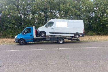 Szerencsétlenül jártál az M4 autópályán és az autód lerobbant, vagy balesetet szenvedtél? Ne ess pánikba, a Mészáros Autómentő Kft. autómentő szolgáltatása azonnal rendelkezésedre áll, hogy megkönnyítse helyzetedet. Tapasztalt szakembereink és modern autómentő járműveink segítségével bármikor és bárhol az M4 autópályán elvégezzük az autómentést. Legyen szó törött, defektes vagy sérült autóról, mi segítünk! Országosan és külföldön is elérhetőek vagyunk, így ha autómentőre van szükséged, hívj bennünket bizalommal a -es telefonszámon. Ránk számíthatsz az M4 autópálya autómentésében, mert mi azonnal indulunk segíteni!

https://automentes-autopalya-m4.hu/

Mészáros Autómentő Kft.
Tel: 06 20 9188 649. 