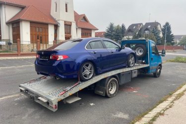 Soha nem tudhatjuk, mikor lesz szükségünk egy megbízható autómentő szolgáltatásra, akár egy lerobbant autó vagy egy baleset miatt. Ha Ön Budapesten a IX. kerületben tartózkodik, ne habozzon hívni minket a Mészáros Autómentő Kft.-t, akik 0-24 órában állnak rendelkezésére. Vállaljuk a furgonmentést és a bikázást is, és szakszerűen mentjük ki az autókat a balesetek helyszínéről. Legyen biztos abban, hogy autóját biztonságban tudhatja velünk. Hívjon minket a 06 20 9188 649 telefonszámon, és bízza ránk az autómentési feladatait Budapesten a IX. kerületben


https://automentes-budapest-9-kerulet.hu/

Mészáros Autómentő Kft.
Tel: 06 20 9188 649. 