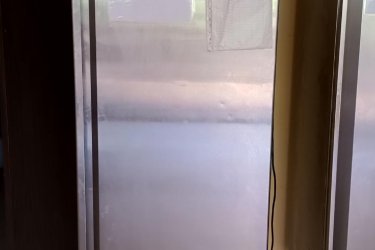 ROZSDAMENTES HÁTTÉRFAGYASZTÓ MÉLYHŰTŐSZEKRÉNY