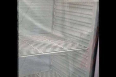 Üvegajtós Italhűtő