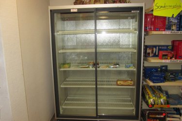 Üvegajtós Italhűtő Sőrhűtő