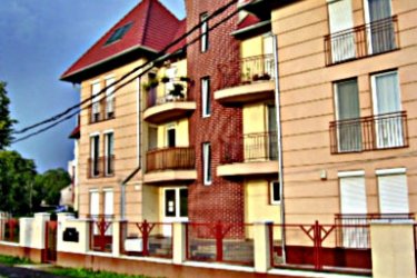 Debrecen belvárosi luxuskategóriás lakás kiadó olcsón