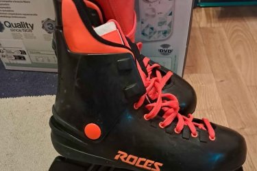 Eladó egy új állapotú ROCES márkájú férfi korcsolya. 43-as méret. 
Előre utalással postázom!!!