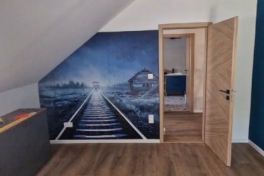 festés Ami csak egy lakásfelújításhoz kell!
 Prémium minőségű festés, mázolás, tapétázás
Munkácsi István vagyok!

Nagyobb szobafestéssel, kapcsolatos projektek mellet szívesen vállalok kisebb munkákat is a legkorszerűbb technológiákkal.
9 év szakmai tapasztalattal rendelkezem. Nálunk az első az ön kényelme éppen ezért , ha szeretné teljes egészében lebonyolítjuk a felújítást! Ön megálmodja, mi megvalósítjuk! Bátran mondja el nekünk kérését, álmait , biztosan tudunk segíteni! Nálunk a precíz pontos és tiszta munkakörnyezet alapvető, nem számít új vagy régi építésű az ingatlan amely felújítandó, itt minden feladat és mindenki egyenlő. Az árak? Nos áraink versenyképesek ugyanis csapatunk fiatalos , aktív dinamikus , ezért egy adott feladatot rövidebb idő alatt teljesítünk.
 Dobja fel élénk színekkel, vagy egy szép tapétával! 
Festés nagyon rövid határidővel!
Pattog a festék az ablakról? 
Nekünk mindegy, hogy új vagy régi, gyönyörűvé varázsoljuk.
Hívjon bátran, ingyenes helyszíni felmérésért,vagy írjon e-mailt 
 06205085638
proo.painter@gmail.com
24 órán belül felvesszük önnel a kapcsolatot.