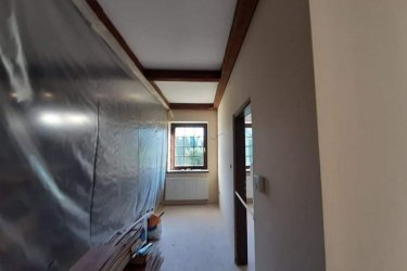 Lakásfelújítás Üdvözlöm önöket!

Munkácsi István vagyok. több mint 9 év szakmai tapasztalattal rendelkezem. Nálunk az első az ön kényelme éppen ezért , ha szeretné teljes egészében lebonyolítjuk a felújítást! Ön megálmodja, mi megvalósítjuk! Bátran mondja el nekünk kérését, álmait , biztosan tudunk segíteni! Nálunk a precíz pontos és tiszta munkakörnyezet alapvető, nem számít új vagy régi építésű az ingatlan amely felújítandó, itt minden feladat és mindenki egyenlő. Az árak? Nos áraink versenyképesek ugyanis csapatunk fiatalos , aktív dinamikus , ezért egy adott feladatot rövidebb idő alatt teljesítünk. Kérjen árajánlatot , amely Budapesten belül ingyenes és ön is megtapasztalhatja.