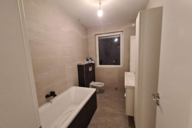 Lakásfelújítás Üdvözlöm önöket!

Munkácsi István vagyok. több mint 9 év szakmai tapasztalattal rendelkezem. Nálunk az első az ön kényelme éppen ezért , ha szeretné teljes egészében lebonyolítjuk a felújítást! Ön megálmodja, mi megvalósítjuk! Bátran mondja el nekünk kérését, álmait , biztosan tudunk segíteni! Nálunk a precíz pontos és tiszta munkakörnyezet alapvető, nem számít új vagy régi építésű az ingatlan amely felújítandó, itt minden feladat és mindenki egyenlő. Az árak? Nos áraink versenyképesek ugyanis csapatunk fiatalos , aktív dinamikus , ezért egy adott feladatot rövidebb idő alatt teljesítünk. Kérjen árajánlatot , amely Budapesten belül ingyenes és ön is megtapasztalhatja.