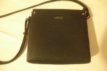 Új női bőr táska,fekete.22 cmx 23 cm Lazzarini.