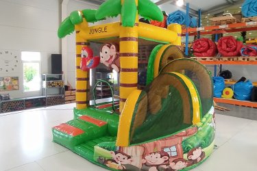 Eladó Mini Maki Csúszdás Ugráló

Gyártási év: 2025.06.
Mérete: 2,8m x 3,4m x 2,6m
Állapota: Új

Ára: 650.000 Ft+ÁFA

Tartozékok: Befúvó motor, rögzítő vascövekek, alátétfólia, műszaki vizsga,  javító készlet