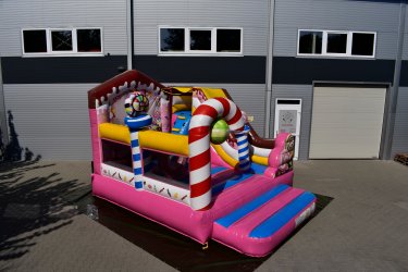 Eladó Candy Csúszdás Ugráló (Légvár)