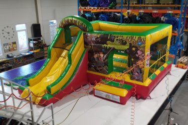 Bérelhető Slime Csúszdás Ugráló