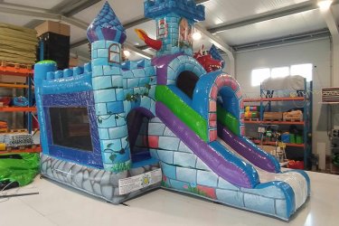 Bérelhető Mesevár Csúszdás Ugráló