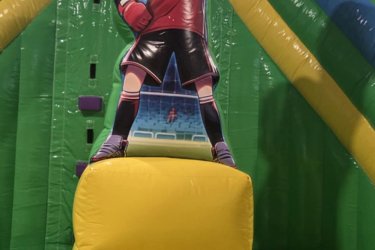 Eladó Foci Akadálypálya Csúszdával