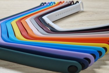 Színek: fehér, fekete, szürke, citrom, narancs, piros, burgundi, barack, levendula, zöld, sötétkék, világoskék.

Kompatibilis okoskarkötő: Xiaomi Mi Band 7

Egy szíj ára: 890 Ft (fekete szíj ára: 990 Ft)

Előre utalást követően Foxposttal vagy postával is tudom küldeni.

Erről a szíjról bővebben:
https://happywatch.hu/termek/xiaomi-mi-band-7-okoskarkoto-potszij/
