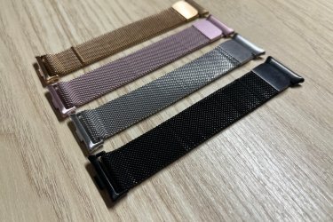 Színek: fekete, ezüst, rózsaszín, rose gold.

A kényelmes és finom tapintású rozsdamentes acélból készült óraszíj színazonos fém mágneses csattal lett ellátva, hogy ezzel is mutatósabb, elegánsabb hatást váltson ki viselőjéből.

A gyors csatlakozónak köszönhetően nincs szükség szerelő kézi szerszámra, kényelmesen cserélhető otthon könnyedén.

A szíj 22,5 cm hosszú csatlakozóval együtt.

Egy szíj ára: 3490 Ft

3 megvétele esetén 1 ezer Ft kedvezményt adok. Tehát 9470 Ft/3 db.

Előre utalást követően Foxposttal vagy postával is tudom küldeni.

Ajándékdobozzal is megvásárolható, így egy igazán szép és elegáns meglepetés lehet szinte bármilyen alkalomra. Az ajándékdoboz fekete színű és +500 Ft az ára.

Erről a szíjról bővebben:
http://happywatch.hu/termek/xiaomi-smart-band-8-9-pro-fem-oraszijszij/

