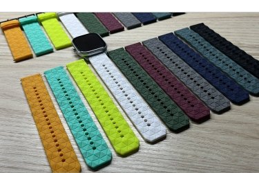 Rombusz mintás színes szilikon 22mm-es óraszíj