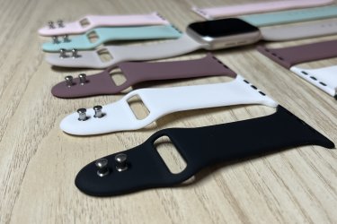 Apple Watch szilikon óraszíj dupla fém pattintóval