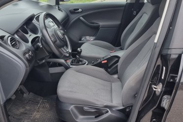❗️AKCIÓ❗️
❗️ELADÓ❗️
SEAT ALTEA XL
1.9 PDTDI 105LE
2008-as
DIESEL
Kézi 5 sebességes

???? Műszaki vizsga: 2026.10
???? Km óra állás: 263.×××km
????2db Gyári kulcsal.
☺️ + 4db lemezfelni

☎️06/30-138-5190
????06/30-245-2019

???? ÁRA: 1.650.000Ft HELYETT 1.550.000Ft❗️

???? A hét bármelyik napján megtekinthető és azonnal elvihető❗️

❗️FEHÉRGYARMATON MEGTEKINTHETŐ❗️

Korához képest megkímélt állapotú ,Kulturált utastér, Magas gyári felszereltség,Alacsony fogyasztás, Megbízható 1.9 motoral szerelt 

Tolatóradar, ABS, ASR, ESP, Tempomat, Központizár, Szervokormány, Ködlámpa, Automata Fényszórókapcsolás, Elektromos Ablak Elől-Hátul,Elektromos Tükör,Alufelni,Vonóhorog,ISOFIX,Légzsák, Digitális Klíma, Állítható Kormány, Elektromosan Behajtható Tükör, Multikormány Stb.

✅️További kérdések esetén örömmel állok rendelkezésére minden nap❗️