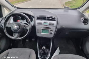 ❗️AKCIÓ❗️
❗️ELADÓ❗️
SEAT ALTEA XL
1.9 PDTDI 105LE
2008-as
DIESEL
Kézi 5 sebességes

???? Műszaki vizsga: 2026.10
???? Km óra állás: 263.×××km
????2db Gyári kulcsal.
☺️ + 4db lemezfelni

☎️06/30-138-5190
????06/30-245-2019

???? ÁRA: 1.650.000Ft HELYETT 1.550.000Ft❗️

???? A hét bármelyik napján megtekinthető és azonnal elvihető❗️

❗️FEHÉRGYARMATON MEGTEKINTHETŐ❗️

Korához képest megkímélt állapotú ,Kulturált utastér, Magas gyári felszereltség,Alacsony fogyasztás, Megbízható 1.9 motoral szerelt 

Tolatóradar, ABS, ASR, ESP, Tempomat, Központizár, Szervokormány, Ködlámpa, Automata Fényszórókapcsolás, Elektromos Ablak Elől-Hátul,Elektromos Tükör,Alufelni,Vonóhorog,ISOFIX,Légzsák, Digitális Klíma, Állítható Kormány, Elektromosan Behajtható Tükör, Multikormány Stb.

✅️További kérdések esetén örömmel állok rendelkezésére minden nap❗️