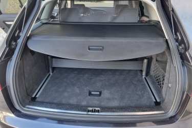 Audi A6 3.0 QUATTRO  ???? AUDI A6 AVANT
???? 3.0 V6 TDI 232LE QUATTRO
???? 2007-es
???? KÉZI 6 SEBESSÉGES 
????ASB Motorkód

???? KM ÓRA ÁLLÁS: 320.×××Km
???? 2db Gyári kulcsal +1db szervízkulcs
???? Friss Műszaki: 2027.09

☎️ 06/30-138-5190
???? 06/30-245-2019

????Irány Ára: 2.850.000Ft 

????311.000 Km-ig vezetett szervízkönyv❗️

✅️A hét bármelyik napján megtekinthető és azonnal elvihető❗️

❗️FEHÉRGYARMATON MEGTEKINTHETŐ ❗️

Digitális Klíma,XENON Lámpa,Alcantara Ülés,Napfénytől,Elektromos Vonóhorog,Tempomat,Állítható Kormány, Központizár, Elektromos Ablakok,Elektromos Tükör,18-as Alufelni,Könyöklő, Automata Fényszórókapcsolás,Csomag rögzítő,Ülésfűtés,Combtámaszos Ülés,Sötétített Üvegek,Tolatóradar, Sötétedő belső tükör, Elektromosan behajtható Tükör, ABS,ASR,ESP,Ülésfűtés, STB.

✅️További kérdések esetén örömmel állok rendelkezésére minden nap❗️