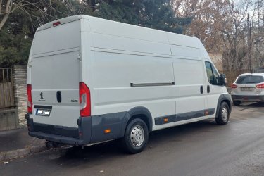 Bérelhető  Kőbányán ,  Zuglóban L4 H3  méretű  Peugeot Boxerek 
tempómat  klíma  magyar  pálya  a  díjban.

Hosszú  illetve  rövid  időtartamra  is  .
Akár  sofőrrel  is  !
Kérjen  ajánlatot  Most !
www.redrent.hu
06308771840