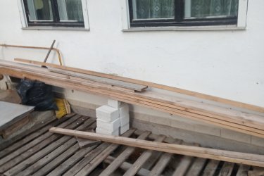 Tetőfedésből megmaradt anyagok eladók