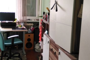 Augusztus 1-től kiadó egy 67m2 es berendezett légkondicionált, dohányzás mentes lakás Kőbányán, az Ihász közben. Centrumhoz közel, 10 percre az Örs vezér terétől. Az ingatlan fekvésének köszönhetően nagyon CSENDES és VILÁGOS. 
Bekamerázott társasházi, szigorúan bulimentes ingatlan.
Kisállat nem hozható, dohányzás a lakásban nem megengedett.

1 havi lakbér és 2 havi kaució megfizetése ellenében AZONNAL költözhető! Bérleti díj 300.000 Ft+rezsi. 
Érdeklődni egész nap lehet a 0630/310-6742-es telefonszámon 