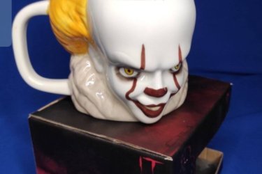 &#13;&#10;Az Pennywise a bohóc 3D bögre rajongóknak