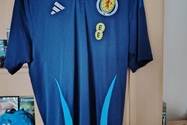 Skót adidas foci mez