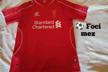 Liverpoolos mez sima piros,