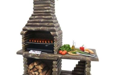 Bemutatjuk az új kerti grillezőnket! Sok vásárlónk szeretet volna olyan kerti grillezőt, ami előkészítő asztallal van ellátva. Most megvan, a grillező hazánkban egyedi és csak a Kerti- Árudában kapható. Érdemes még szezon előtt leadni rendelésüket, mert a raktárkészlet korlátozott.

A grillezőhöz gyártottunk még házi füstölő kemencét, és külön asztalt amit külön lehet megvásárolni. Többfunkciós kerti sütő grillezőn bőven van hely a sütés-főzésre, és ne feledjük, hogy a maga különleges formájában díszíti a kertet. Ellentétben a tipikus grillrácsokkal, amelyekben a közönséges acélrudakat kis króm-nikkel réteggel vonják be, termékünk szilárd rozsdamentes acélrudakból készül. Ennek köszönhetően a rostély ellenáll az időjárási viszonyoknak, nem rozsdásodik, az étel súlyának hatására nem változtatja meg az alakját, és könnyen tisztítható. A rostély magassága több szinten állítható. A grill összeszerelése nagyon egyszerű és gyors, a hőálló szilikon használatával lehet rögzíteni. 

Grillezőink nagy szilárdságú C35 / 45 betonból készülnek. A keveréket úgy alakították ki, hogy megfeleljen a későbbi felhasználással kapcsolatos összes tartóssági követelménynek, például: szilárdság, fagyállóság, a beton vízfelvétele. Ezenkívül az összes betonelemet bordázott acél megerősítette. 

Méretek:
Grill magassága:  205 cm
Grill szélessége:   162 cm
Grill mélysége:      70 cm
Rostély méretek 65 cm x 43 cm
Alapméret : 155 cm x 68 cm
Tömeg:  650kg

Kínálatunkban többek között megtalálhatóak:
Kerti szobrok – Varázsolja el kertjét egyedi és stílusos díszekkel!
Szökőkutak – Frissítse fel a kültéri területét egy gyönyörű vízi elemmel!
Figurák – Tökéletes kiegészítők, amelyek személyiséget adnak a kertjének!
Kerti lámpások – Teremtsen varázslatos hangulatot éjszaka is!
Kerti grillek – Élvezze a kültéri sütögetés élményét barátaival és családjával!
Látogasson el a kertidiszek.hu weboldalunkra, és találja meg a tökéletes kerti díszeket, amelyekkel felfrissítheti otthonát!

A hirdetésben szereplő képek és adatok tájékoztató jellegűek, a valóságban minimális eltérések előfordulhatnak. Kérjük, a készlettel és házhoz szállítással kapcsolatos információkért lépjen kapcsolatba munkatársainkkal elérhetőségeink egyikén!