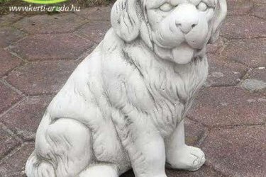 Kuvasz kutya szobor