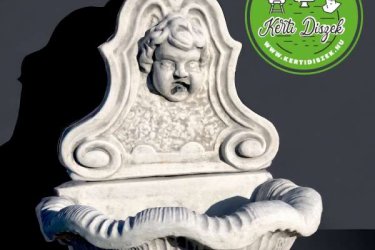 A Fali kerti csobogó egy lenyűgöző kerti kiegészítő, melynek vízmozgása és különleges megjelenése egyaránt varázslatossá teszi a kerted.

A szivattyúmotor (ami külön vásárolható) az alsó káva részében elrejtve gondoskodik a vízforgásról, míg a csobogó felső részén keresztül áramlik a víz, teremtve egy nyugtató látványt. Használhatod virágtartóként is nem csak vízköpőként, hanem a káva részében feltöltöd földdel és növényekkel kombinálva igazi kerti műalkotást hozhatsz létre. A termék szépsége és funkcionalitása télen-nyáron fokozza kerted varázsát, különleges hangulatot teremtve az üres fal felületen.

Méretek:
Magasság:    80 cm
Tömeg:         50 kg

Fedezze fel a Kerti Díszek csodálatos világát!
Cím: Dunavarsány, Barátság u. 1. (51-es főút)
Telefon: 06 70 / 299 2066 – Érdeklődni kizárólag telefonon!
Weboldal: https://kertidiszek.hu

Kínálatunkban megtalálható többek között:
– Kerti szobrok – Varázsolja el kertjét egyedi és stílusos díszekkel!
– Szökőkutak – Frissítse fel kültéri terét egy gyönyörű vízi elemmel!
– Figurák – Tökéletes kiegészítők, amelyek személyiséget adnak a kertjének!
– Kerti lámpások – Teremtsen hangulatos fényt az esti órákra!
– Kerti grillek – Élvezze a szabadtéri sütögetést barátokkal, családdal!

Látogasson el weboldalunkra, és válassza ki a kertjéhez legjobban illő díszeket!

ℹ️ A hirdetésben szereplő képek és adatok tájékoztató jellegűek, kisebb eltérések előfordulhatnak.
A készlettel és házhoz szállítással kapcsolatban kérjük, telefonon érdeklődjön!