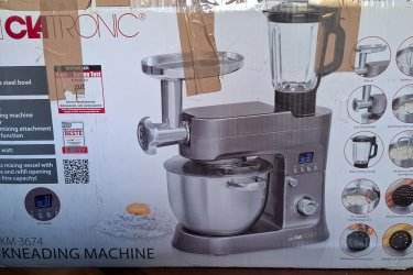 Konyhai robotgép eladó! 2szer használt,minden tartozékai megvannak a dobozzában!