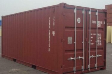 Az ALTGLAS-CONTAINERS széles választékban kínál konténereket különféle felhasználási célokra.&#13;&#10;*** Használt 20 lábas vízzáró szállítókonténer ***&#13;&#10;&#13;&#10;Használt 20&#34;-os konténerek 1180 euró/db gyárilag&#13;&#10;20&#34;-os konténerek az utolsó úton (új állapotban) 1900 euró/db gyárilag&#13;&#10;&#13;&#10;*** Használt 40 lábas vízzáró szállítókonténer ***&#13;&#10;&#13;&#10;Használt 40&#34;-os konténerek 1550 euró/db gyárilag&#13;&#10;40&#34;-os konténer, egyszeri szállítás (új állapotban) 2900 euró/db gyárilag&#13;&#10;&#13;&#10;Garantált vízzáróság 12 hónapig érvényes CSC tanúsítvánnyal&#13;&#10;Tengeri export tanúsítvány* (feltételek függvényében)&#13;&#10;ISO szabványoknak megfelelő kivitel&#13;&#10;CWO típus a kiváló konténerminőségért&#13;&#10;&#13;&#10;Továbbiak: új konténerek (6, 8, 10, 20, 40 és 45 láb), átalakított óvóhelyek, irodaházak, szaniter konténerek, hűtött konténerek (hűtött tárolással).&#13;&#10;&#13;&#10;*** SZÁLLÍTÁS ÉS LOGISZTIKA ***&#13;&#10;Konténereinket Franciaország egész területén szállítjuk és kirakodjuk, függetlenül a helyszíntől vagy a hozzáféréstől, még a legnehezebb területeken is. Teherautóink darukkal vannak felszerelve a kirakodáshoz és pozicionáláshoz. Az Ön konténere.&#13;&#10;&#13;&#10;Email: containeraltglas@gmail.com&#13;&#10;WhatsApp: +351 914 339 636