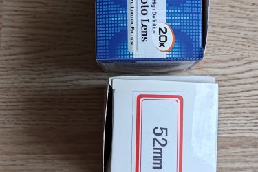 Eladó Nikon D60 váz + 18-55mm F3,5-5,6 VR objektív.
1db 52mm-es Zeikos Professional HD DSLR MC AF 2x Telefotó lencse.
1db 52mm-es Neewer Nagylátószögü-0,45 Super Wide Angle lencse.
8GB SD Kártya+Kameratáska+Nikon Kábel+Akkutöltő.
Hibátlan, keveset használt, szép állapotú.
Ára: 75.000.-