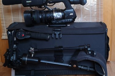 JVC GY-HM600 ProHD videokamera újszerű állapotban eladó