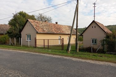 6. Somogy kertje közelében 2+1 szobás családi ház / nyaraló 24 millió