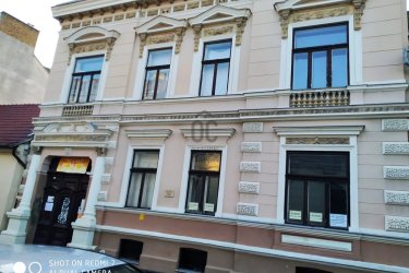 801. Pécs belvárosi 5 db lakás 198 millió