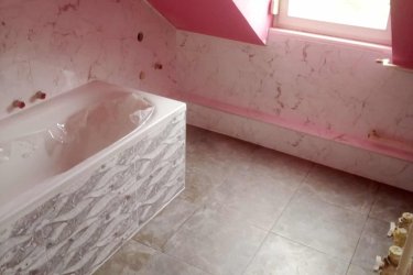 Kőműves és festő munkát vállalok.
Érdeklődni csak telefonon.
30 1312502