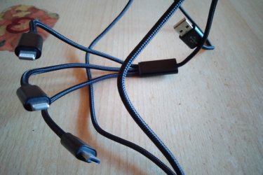 3 fejű USB kábel