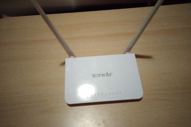 Tenda Router