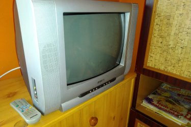 NOVA CTV-1466 Típusú színes televízió.