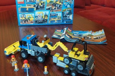 60152 - LEGO City - Seprőgép és exkavátor