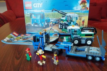 LEGO City 60223 - Kombájnszállító