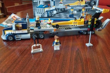 LEGO City - Dragster szállító kamion (60151)