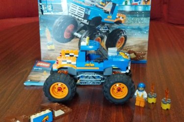 LEGO City - Óriási teherautó (60180)