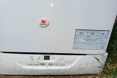 Saunier Duval Isotwin 25 kw melegvíztartályos kombi gázkazán