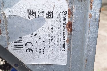Tehéntelepi istállóból bontott ventilátor eladó